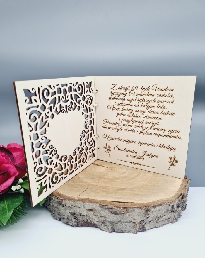 Drewniana kartka na urodziny, kartka personalizowana