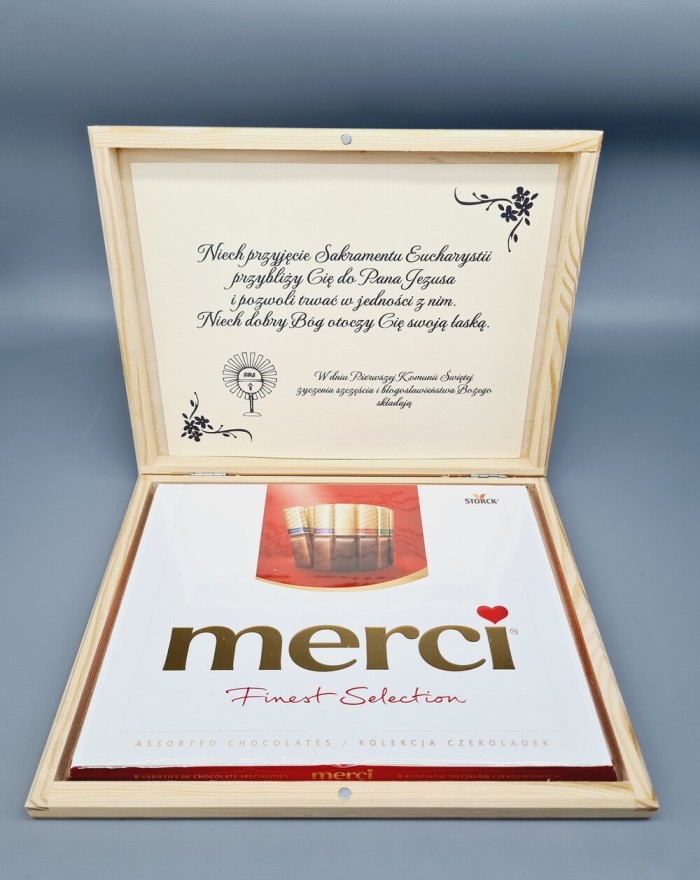 Pamiątka komunijna, drewniane pudełko na merci
