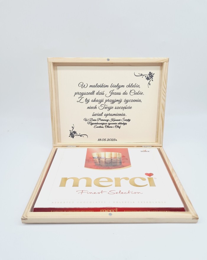 Pamiątka komunijna, drewniane pudełko na merci