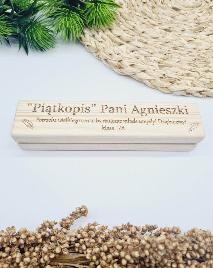 Długopis w drewnianym pudełku dla nauczyciela "PIĄTKOPIS", upominek dla nauczyciela