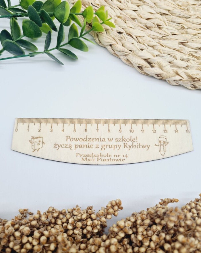 Linijka z grawerem, linijka personalizowana, upominek linijka drewniana
