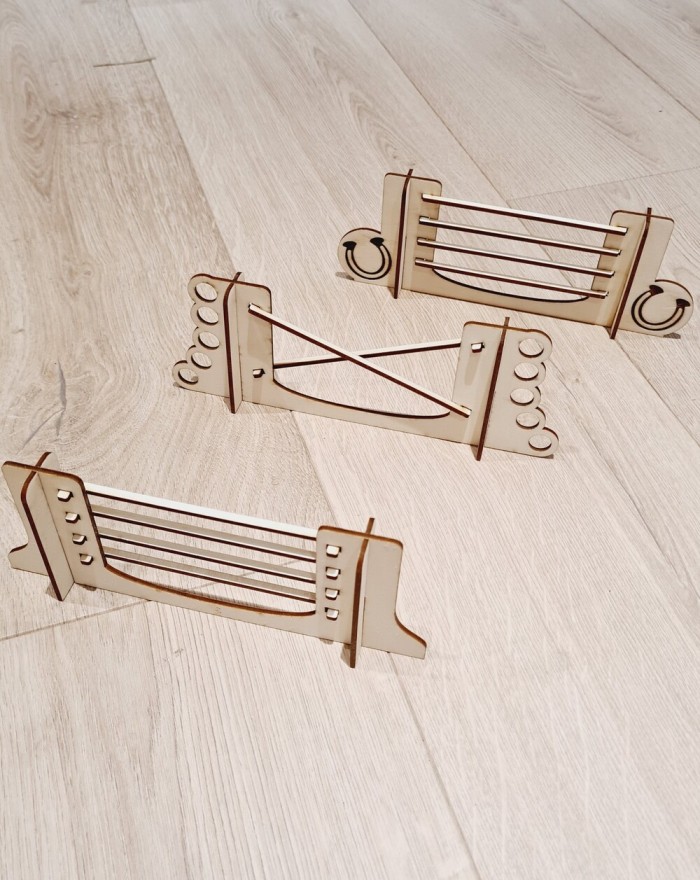 Płotki i przeszkody drewniane dla koni