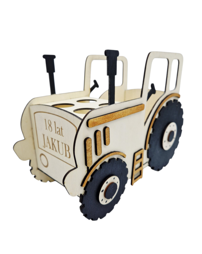 Drewniany traktor na alkohol, upominek na urodziny