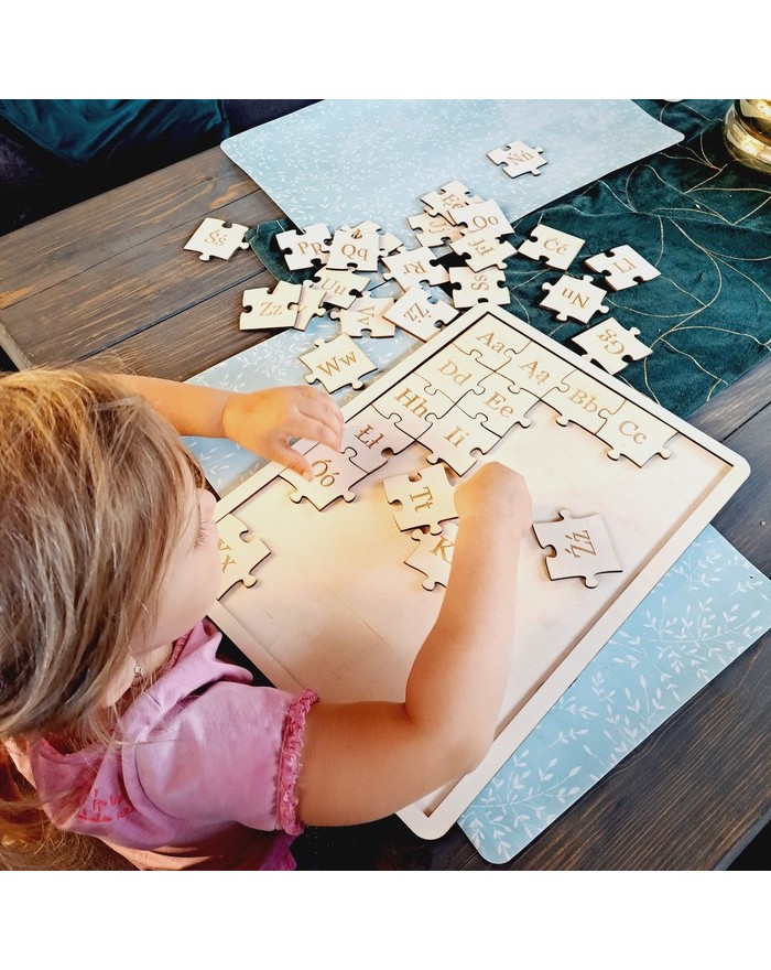Puzzle z alfabetem