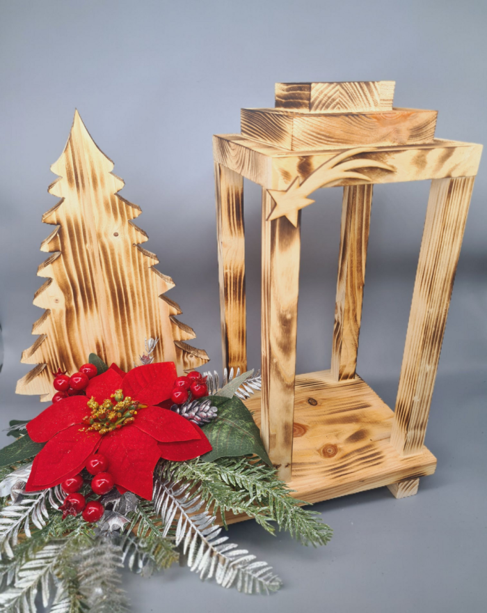 Stroik z lampionem drewnianym Stroik z lampionem drewnianym