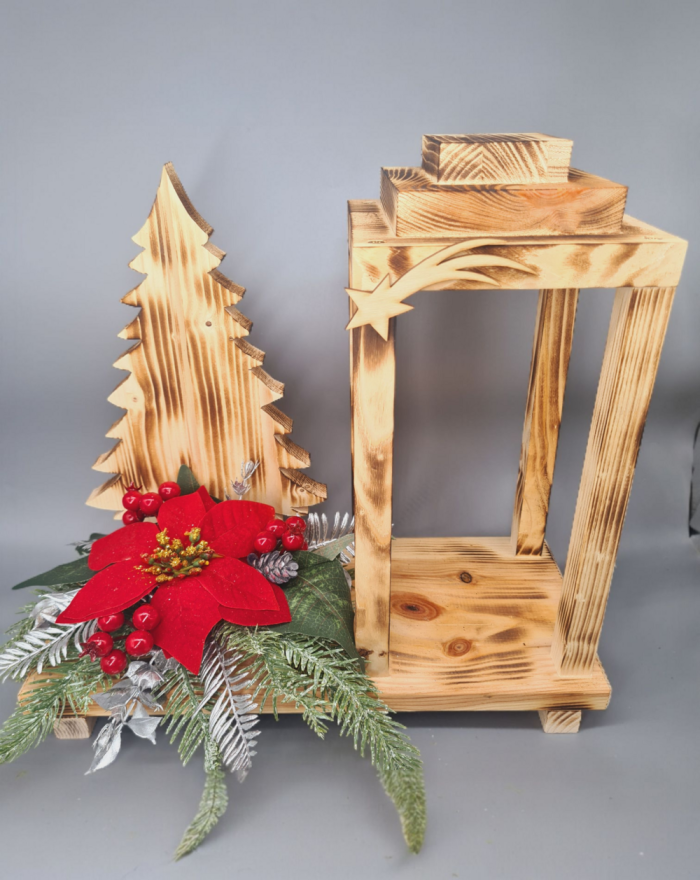 Stroik z lampionem drewnianym
