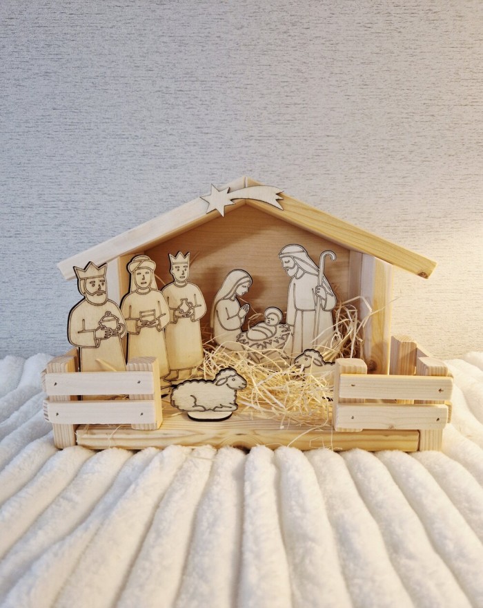 Drewniana szopka... Drewniana szopka...