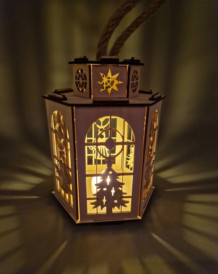 Lampion adwentowy na Roraty, lampion świąteczny z drewnianej sklejki