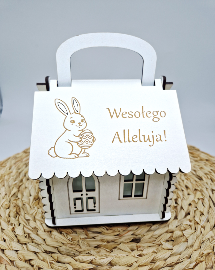 Opakowanie wielkanocne na słodycze – domek prezentowy, słodka chatka