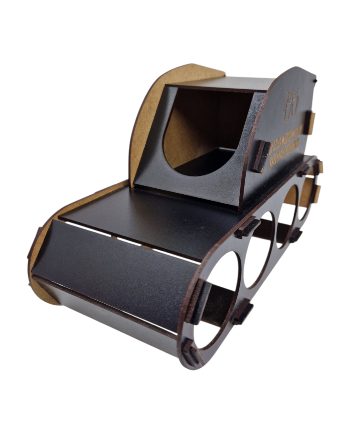 Czołg na piwo – stojak na 4 puszki + butelka, personalizowany prezent z grawerem