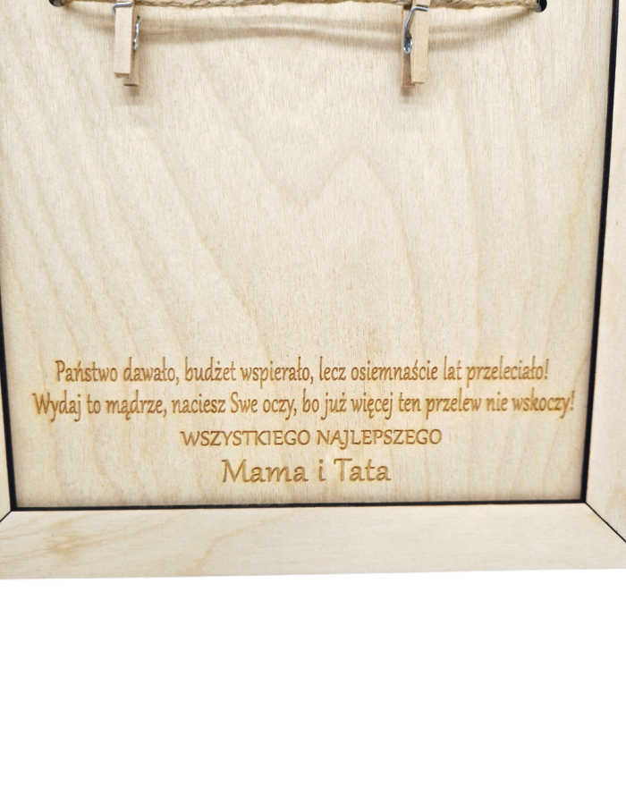 Ramka urodzinowa Twoje ostatnie 800+ – śmieszny prezent na urodziny, drewniana sklejka, dekor personalizowany