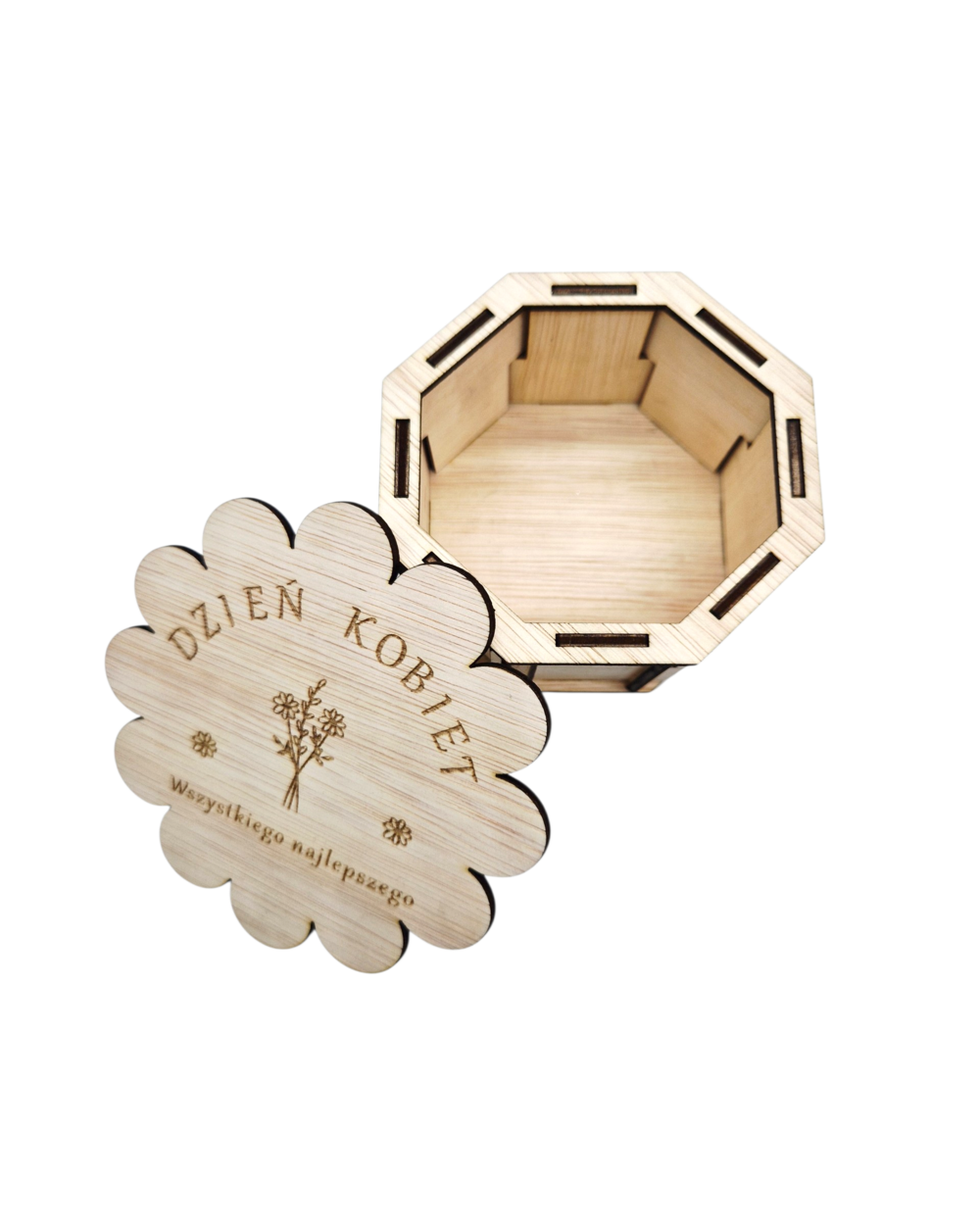 Drewniane pudełko prezentowe - subtelny pomysł na prezent na Dzień Kobiet 